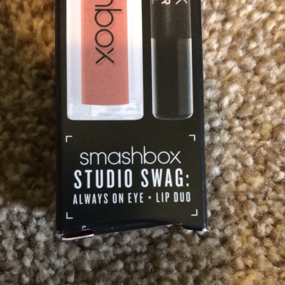 Smashbox eye and lip duo - Picture 2 of 5